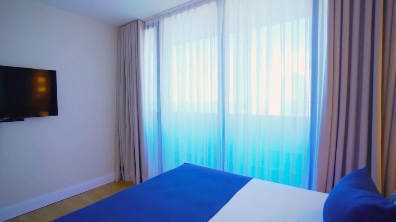 Aparthotel For Batumi Orbi City מראה חיצוני תמונה